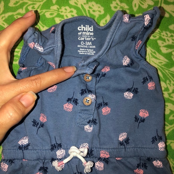 Adorable Floral Romper for Baby Girl - Picture 2 of 4